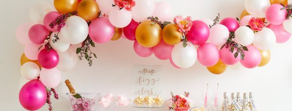 Learn how to make a balloon arch at home