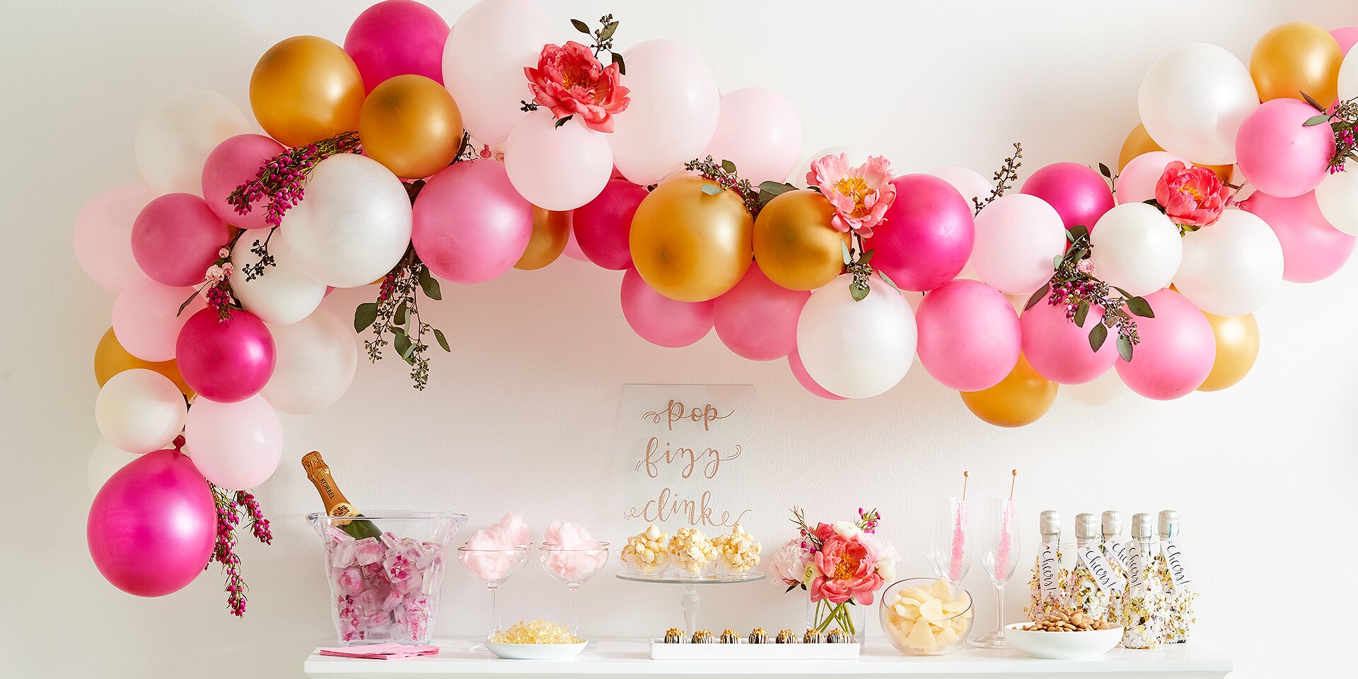 Learn how to make a balloon arch at home